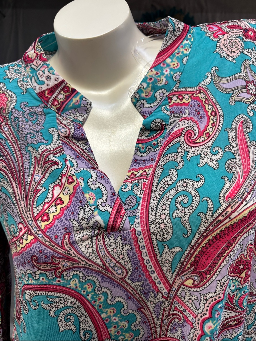 Dear Scarlett Turquoise Paisley V-Neck Blouse - Women - Picture 2 of 6